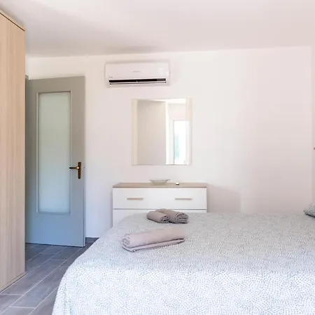 Apartment Ai Lagoni - Modern With Air Conditioning