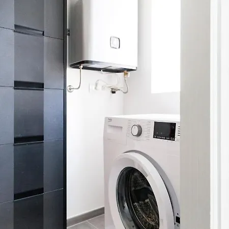 Ai Lagoni - Modern With Air Conditioning Арона